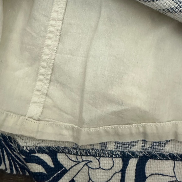 NWOT Janie and Jack Navy and White Floral Dress with Gold Button Accent 6-12 m - Picture 3 of 7